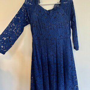 NWT Women's Navy Blu Floral Lace Long Sleeve Boat Neck Cocktail Party Dress